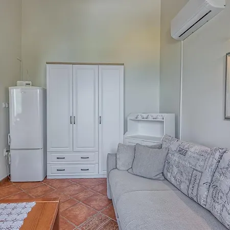 Apartament Valdarke Sea View /w Balcony - Happy Mali Lošinj